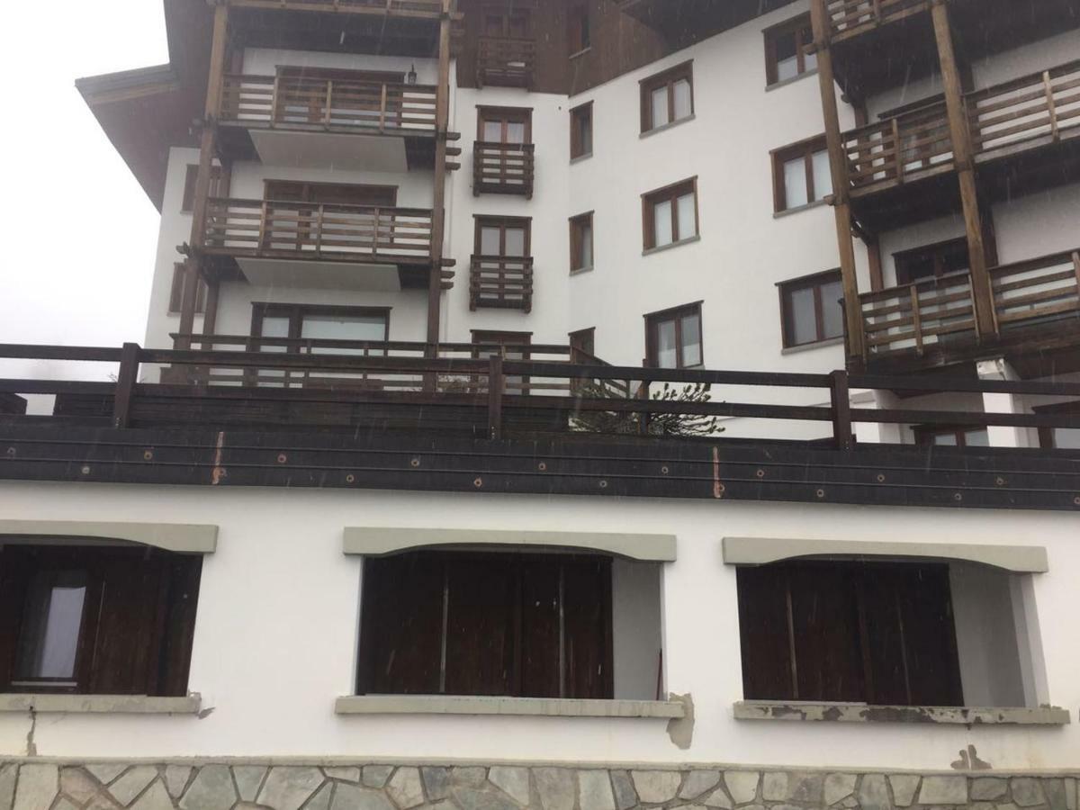 Royal Apartment Colle Colle Sestriere Exterior foto