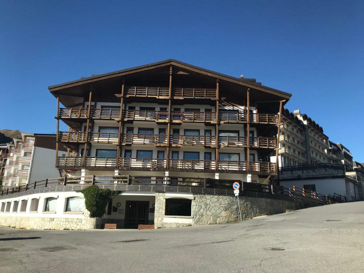 Royal Apartment Colle Colle Sestriere Exterior foto